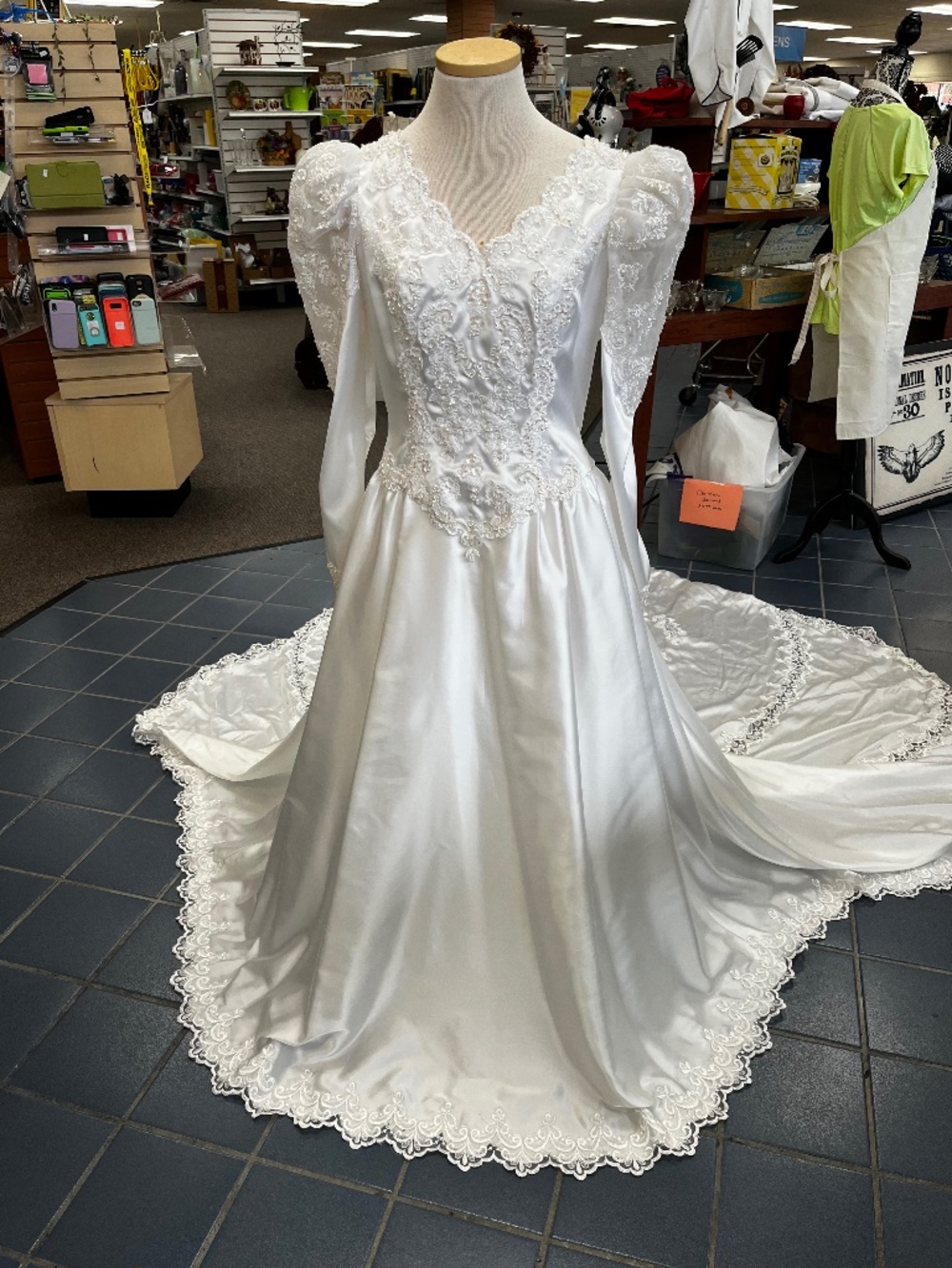 Wedding Dress size 12 lace, beads & sparkles